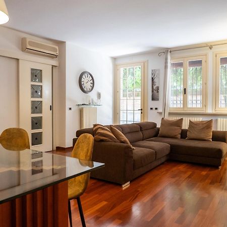 Casa Matilde Piano Terra 100Mq Con Parking E Piscina Leilighet Ferrara Eksteriør bilde